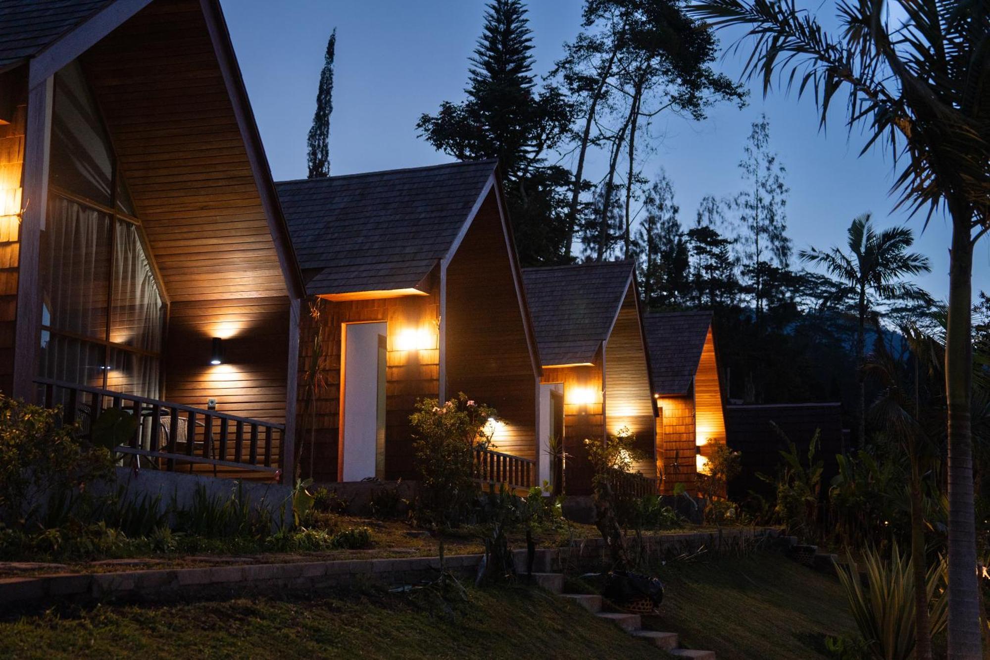 فيلا Catu Glamping Bedugul Selemadeg المظهر الخارجي الصورة